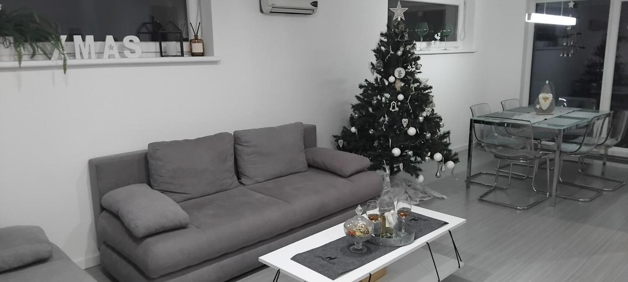 Vila Dom Na Cervenej Vezi Banka Exteriér fotografie